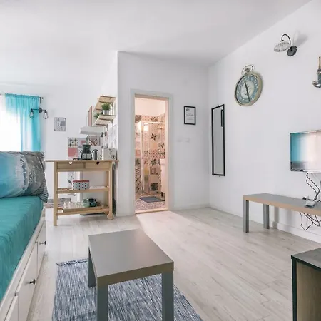 Hedon-stone Appartement *