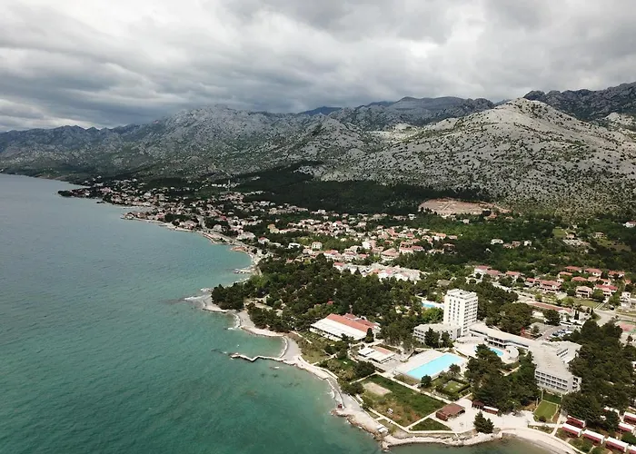 Hedon-stone Apartment Starigrad Paklenica