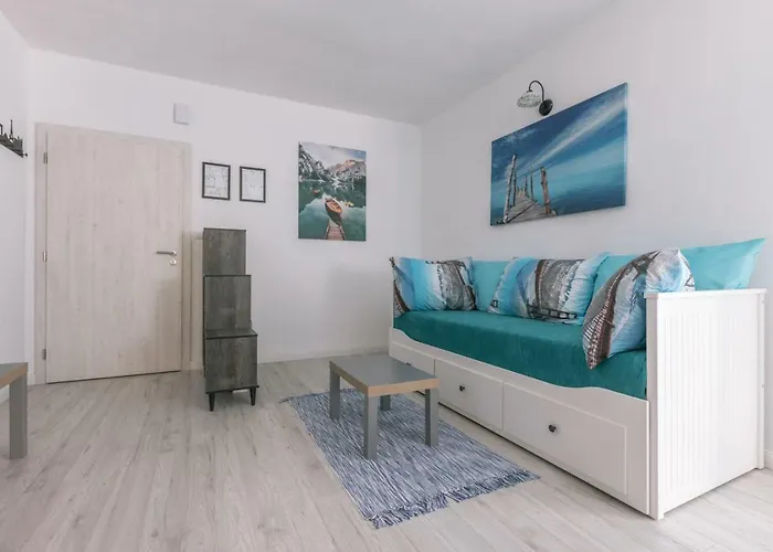 Hedon-stone * Starigrad Paklenica